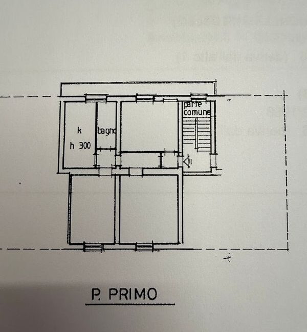 Appartamento con Balcone nel Centro di Maslianico