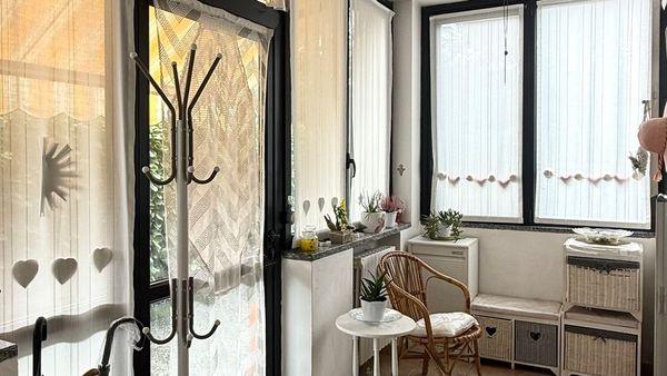 Appartamento ristrutturato a Erba con zona giorno open space