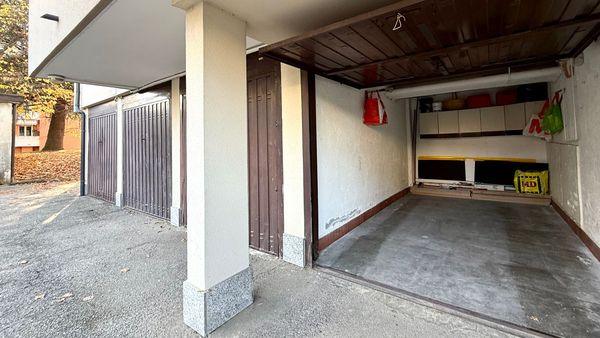 Appartamento ristrutturato bilocale con balcone e box – Zona tranquilla