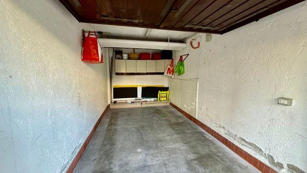 Bilocale luminoso ristrutturato con balcone e box – Quartiere silenzioso