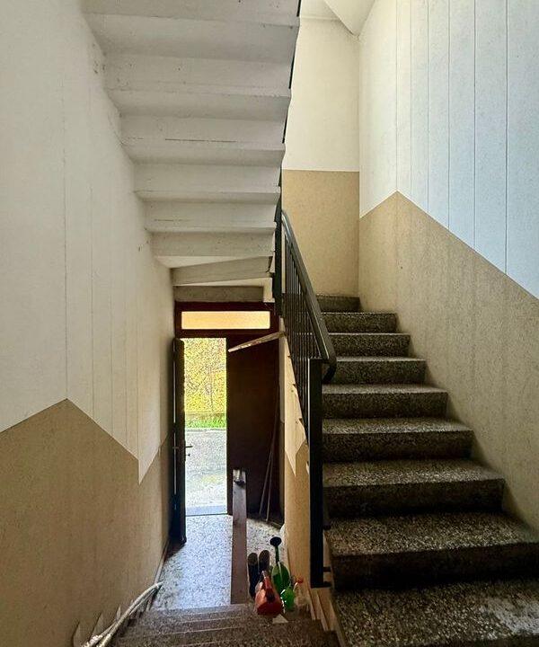 Villetta bifamiliare con giardino in zona centrale