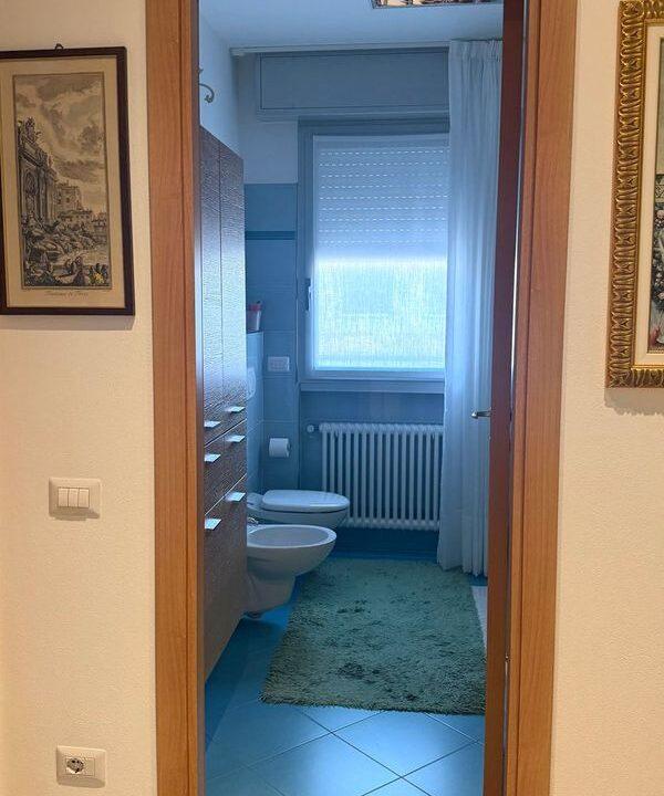Appartamento in vendita in zona Como vicino alla dogana svizzera